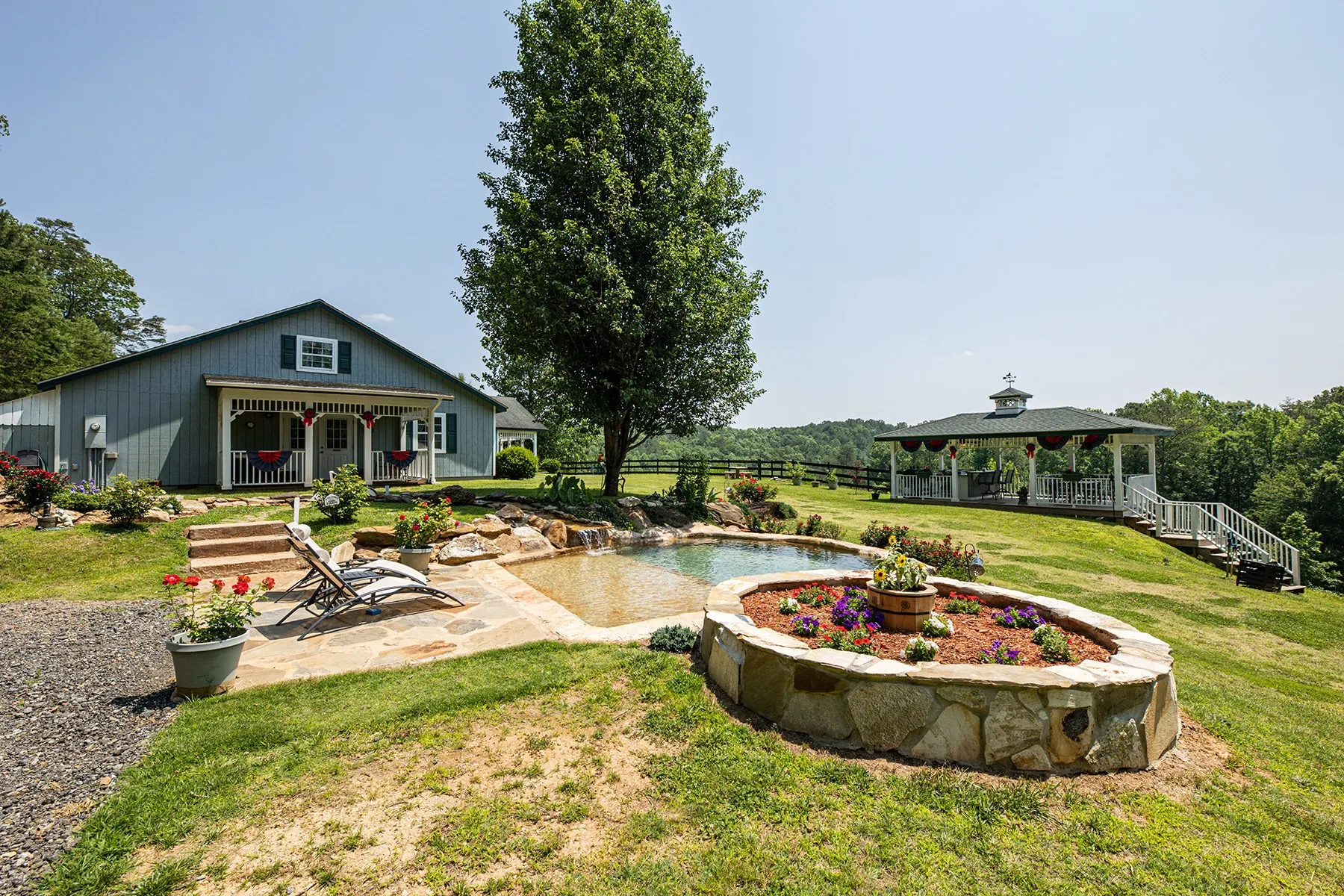 909-Upper-Salem-Church-Road-1